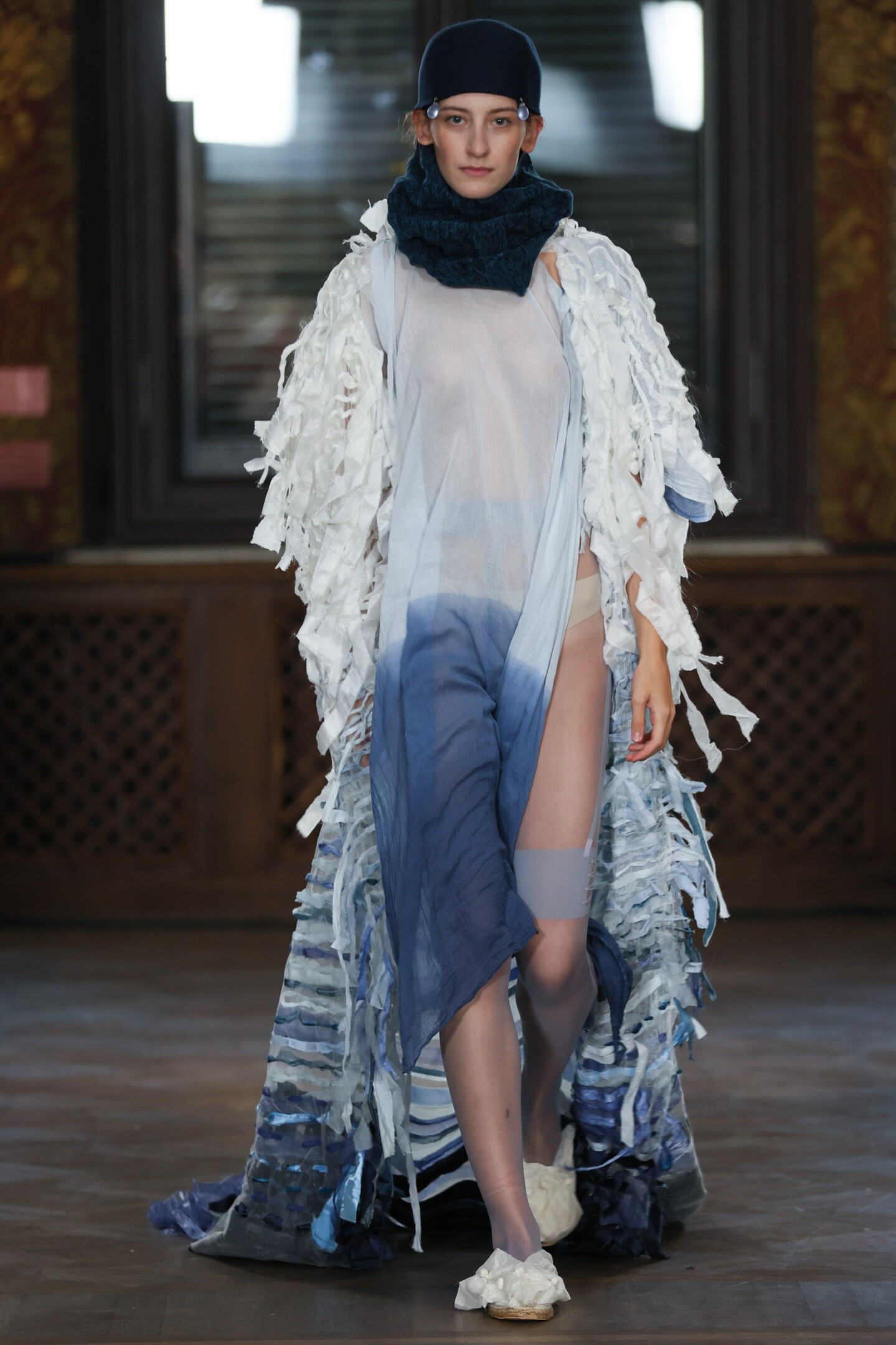 ufw_ss26_khrystiana-hrechanovska_catwalk_credits_andriy-sokolov_.B9hN.jpg