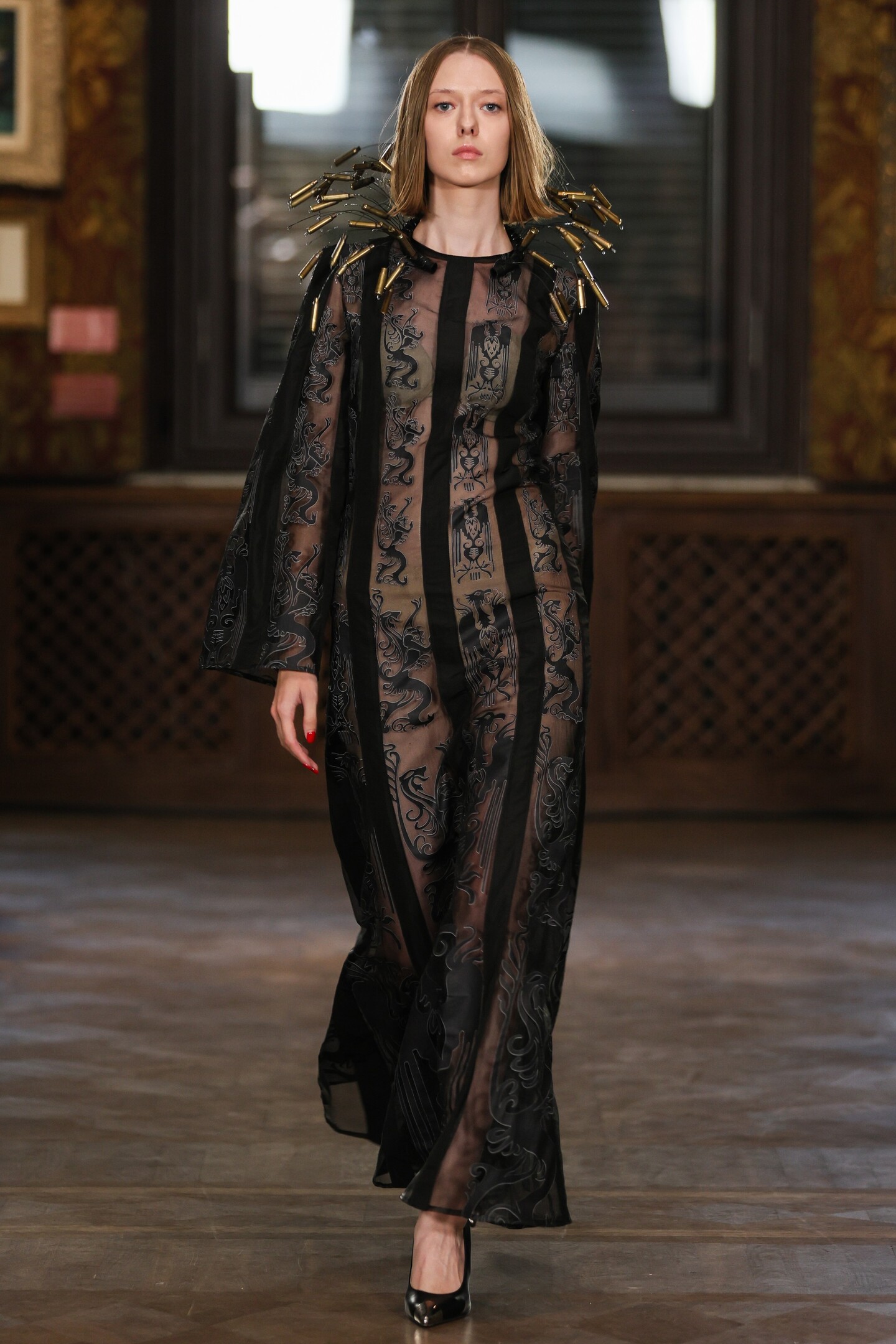w_ss26_anastasiia_navrotska_catwalk_credits_andriy_-sokolov-4.B9hc.jpg