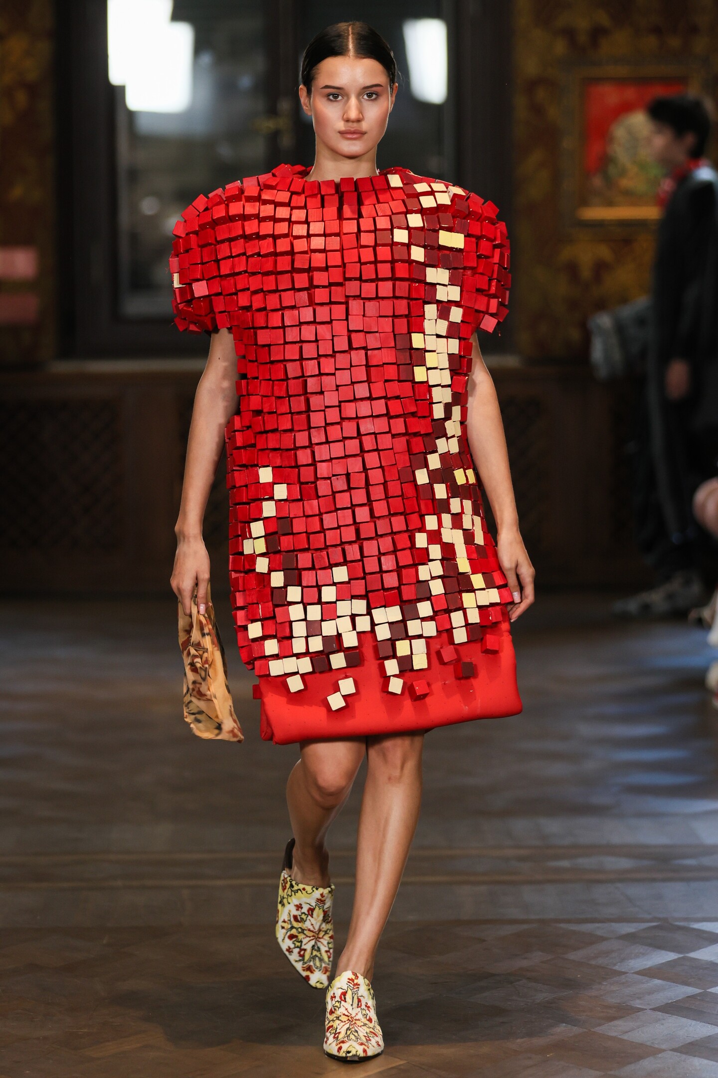w_ss26_yelyzaveta_dimitriieva_catwalk_credits_andriy_-sokolov-4.B9hP.jpg
