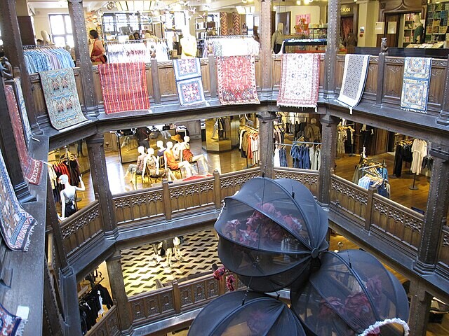 Liberty_London_9.B9vk.jpg